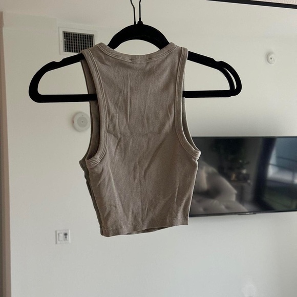2pcs Basic rib tank top slightly cropped - Picture 2 of 8